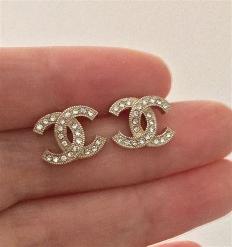 chanel ohrringe cc echt|Chanel earrings official website.